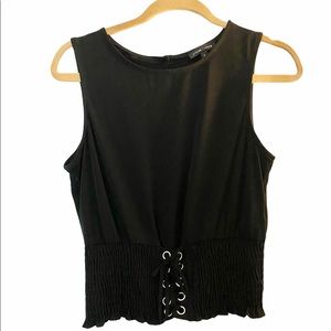 Sleeveless crop top size medium